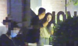 黑粉爆料汪小菲视频,黑粉爆料背后的真相揭秘