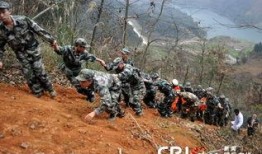 贵州翻车爆料新闻事件,悲剧瞬间，生命无常