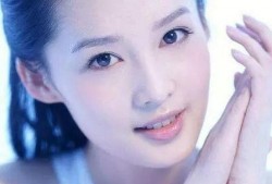 圈里圈外娱乐爆料李沁,从“圈外”到“圈内”，爱情故事引关注